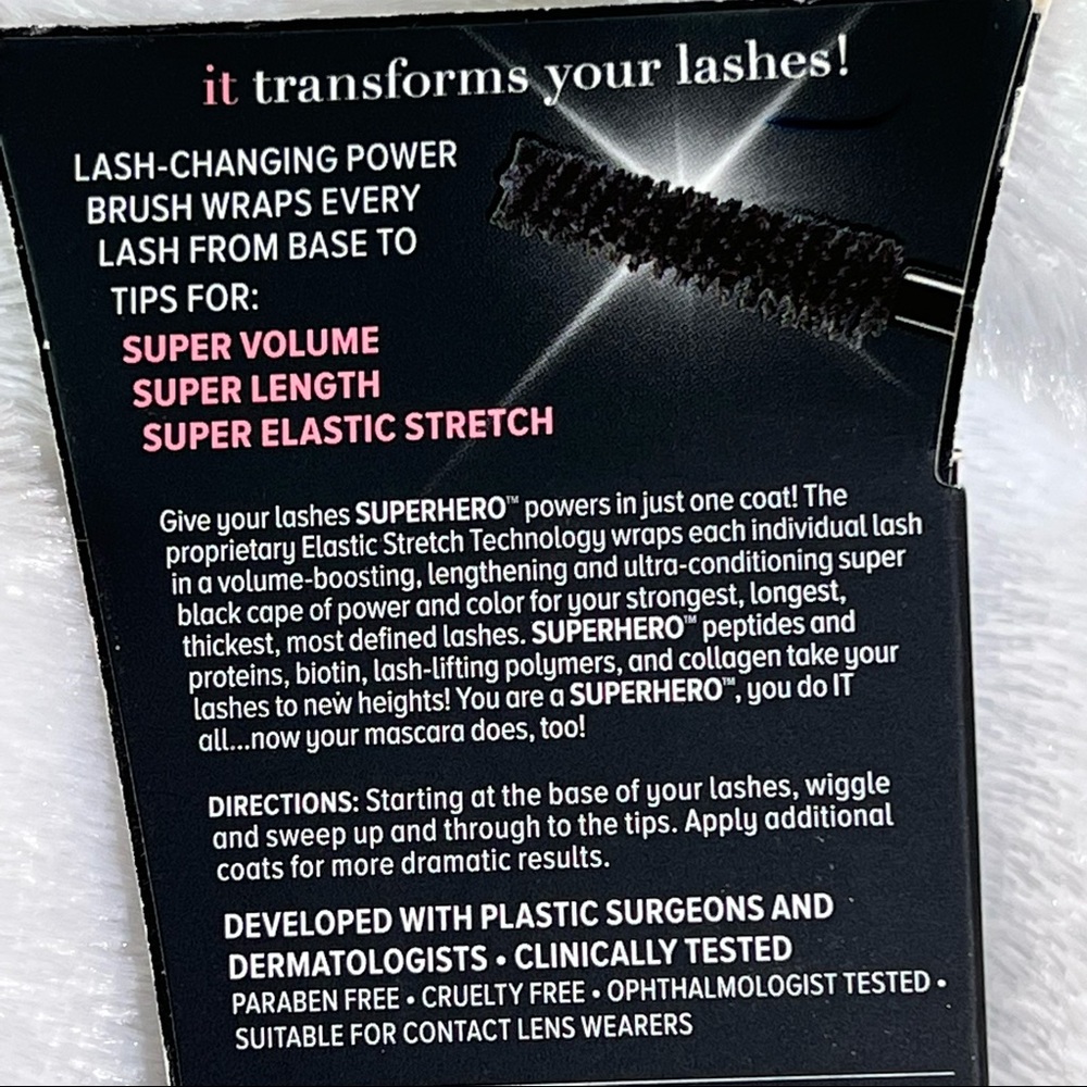 IT Superhero Elastic Stretch Volumizing Mascara - Color: Super Black. - Picture 6 of 7